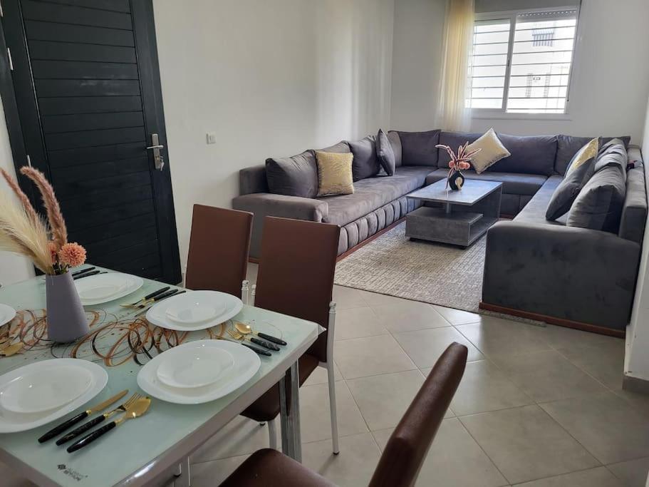Cosy Apartment Near Beach & Airport Танжер Екстериор снимка